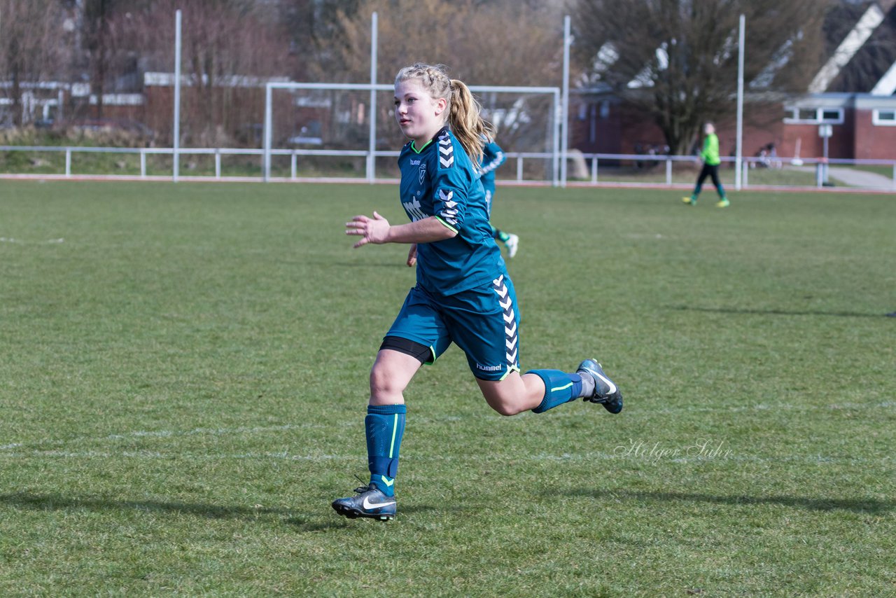 Bild 234 - B-Juniorinnen VfL Oldesloe - Krummesser SV _ Ergebnis: 4:0